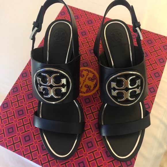 New Tory Burch Wedge - Picture 5 of 6